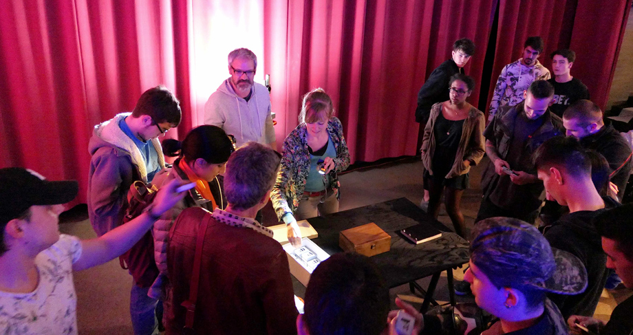 Le spectacle LAB FAB ART créé par Christian Geffroy Schlittler et Julie-Kazuko Rahir, au CFPT en mars 2017